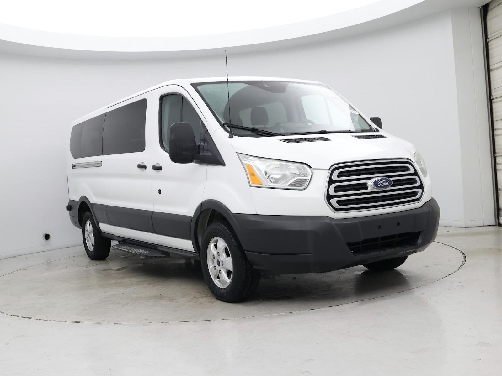 ford transit wagon 2017 1FBZX2YM4HKA47042 image ford transit wagon 2017 1FBZX2YM4HKA47042 image